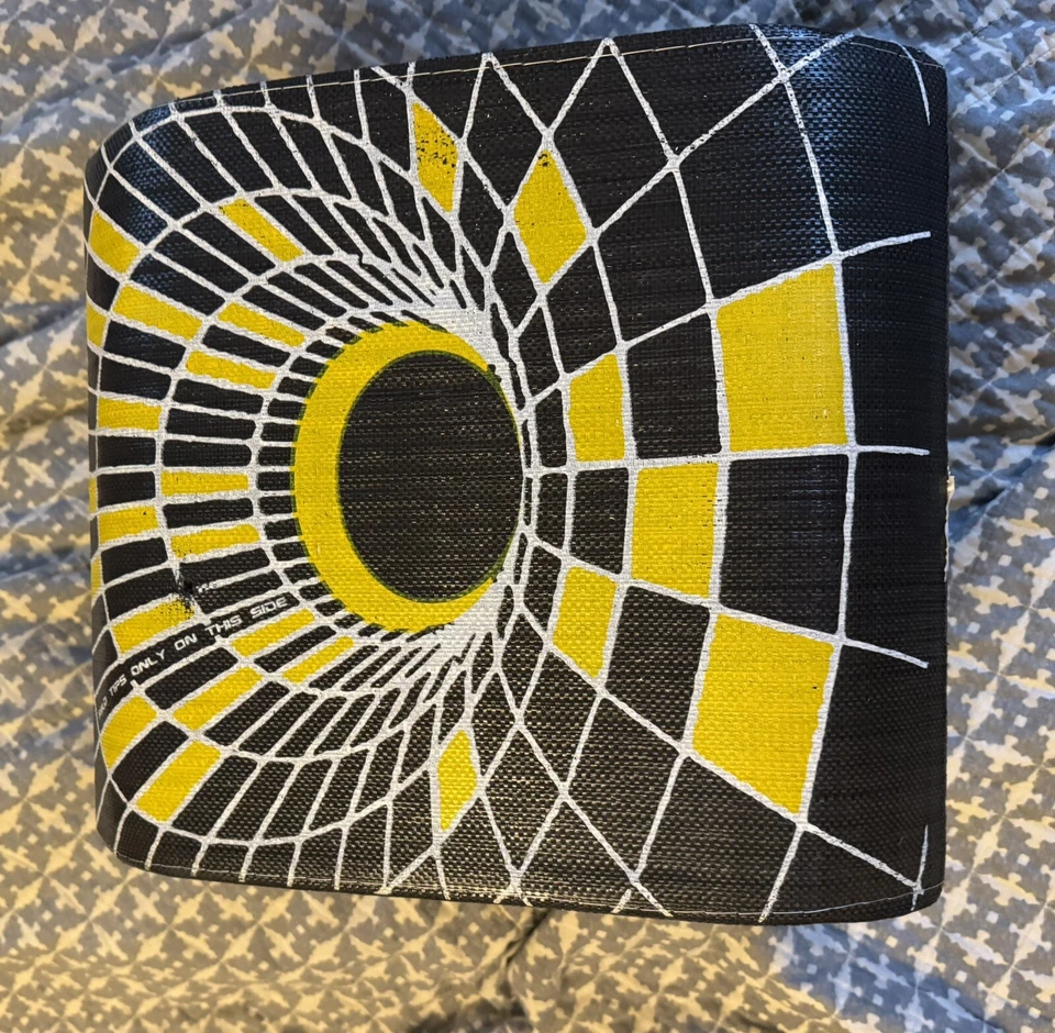 Black Hole Crossbow Target 16" High contrast Shooting Face 4-Sided Shooting - Image 2 of 4