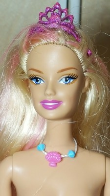 barbie in a mermaid tale feet
