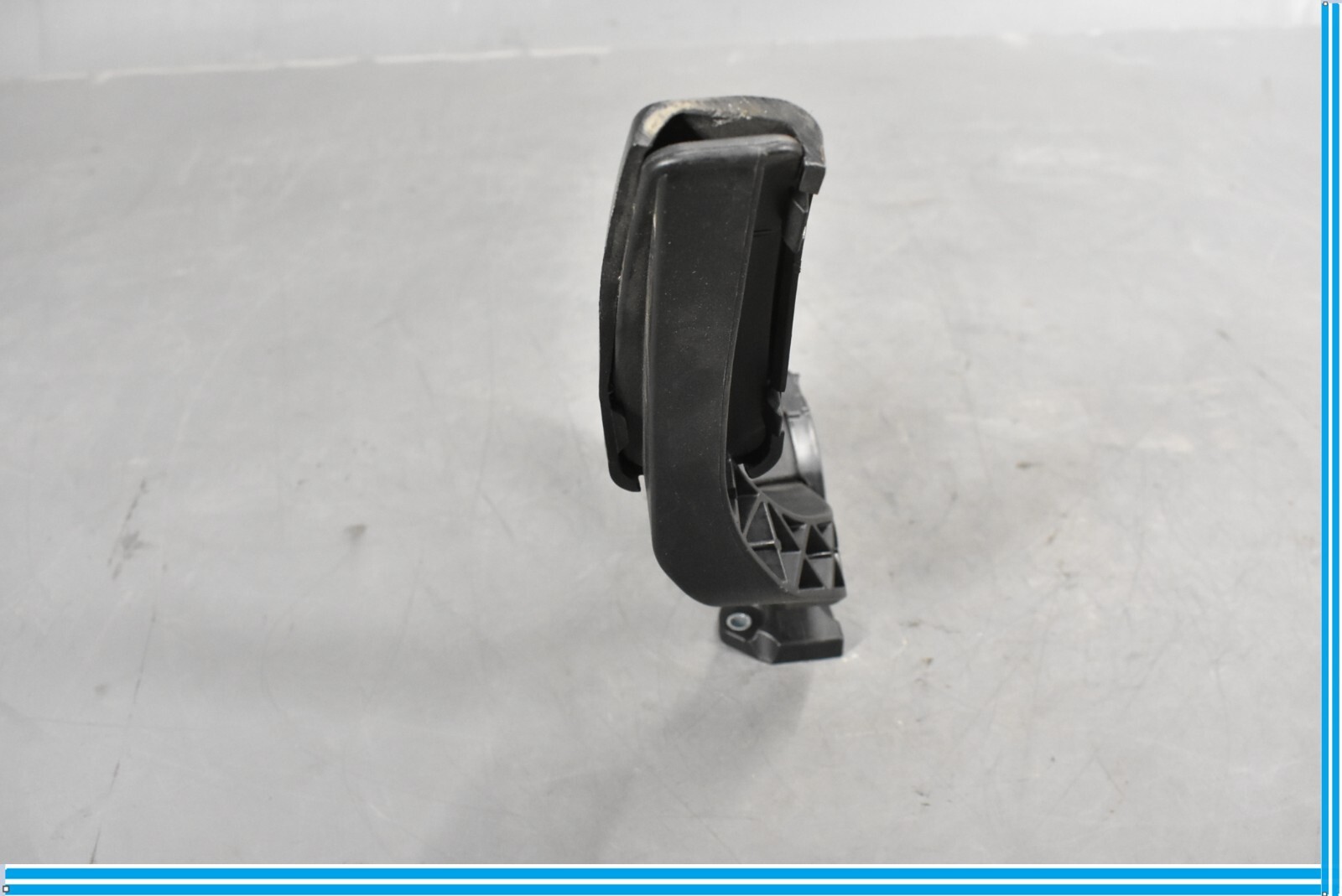 Maserati Quattroporte 2014-2017 Accelerator pedal