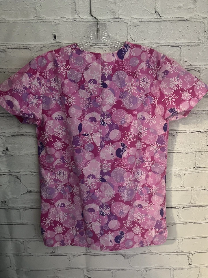 Unbranded Pink Snowflake Themed Scrub Top Women's Size XS - Image 4 of 4