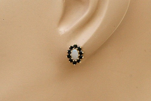 9ct Gold Opal and Sapphire cluster Studs Earrings Gift boxed Made in UK - Picture 4 of 6