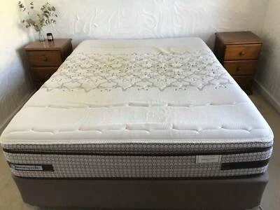 Sealy Posturepedic Queen Mattress Ensemble Beds Gumtree