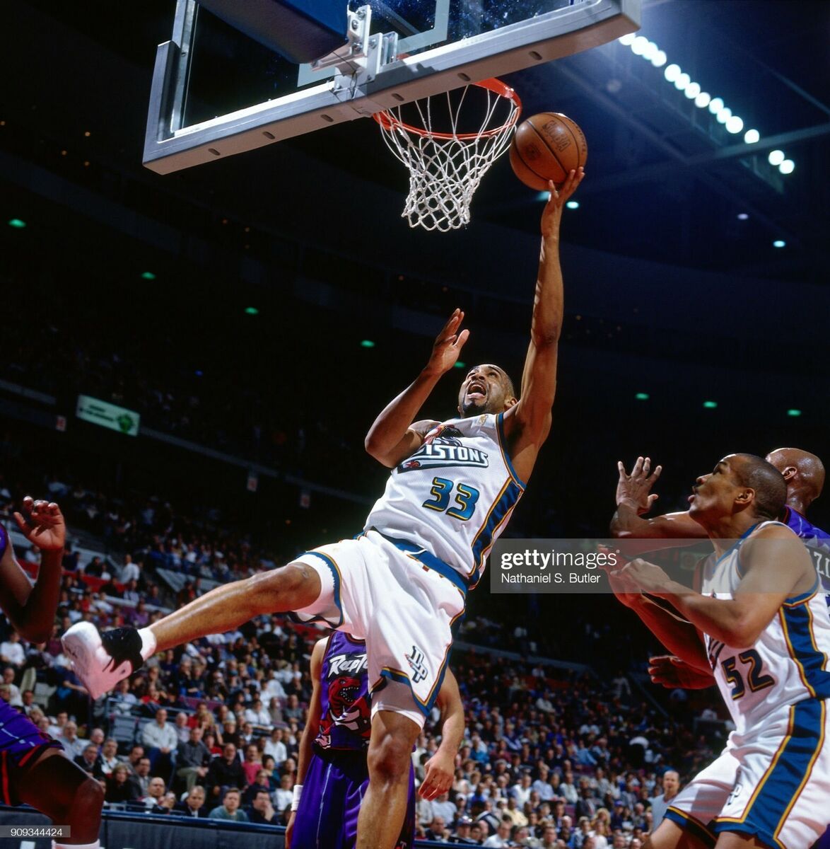 100% Authentic Grant Hill Vintage Champion 96 97 Detroit 100% Authentic Grant Hill Vintage Champion 96 97 Detroit
