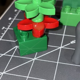 Lego Duplo 4962 Baby Zoo Incomplete - Extras - 5 Animals & Zoo Keeper