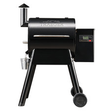 Traeger TFB57GLEO Pro Series 575 Grill, Smoker, Black