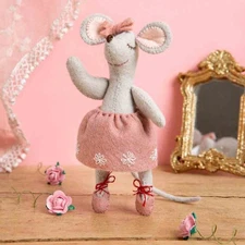 Corinne Lapierre Mixed Felt Craft Kit Ballet Dancer Mouse  - Level Advanced DIY