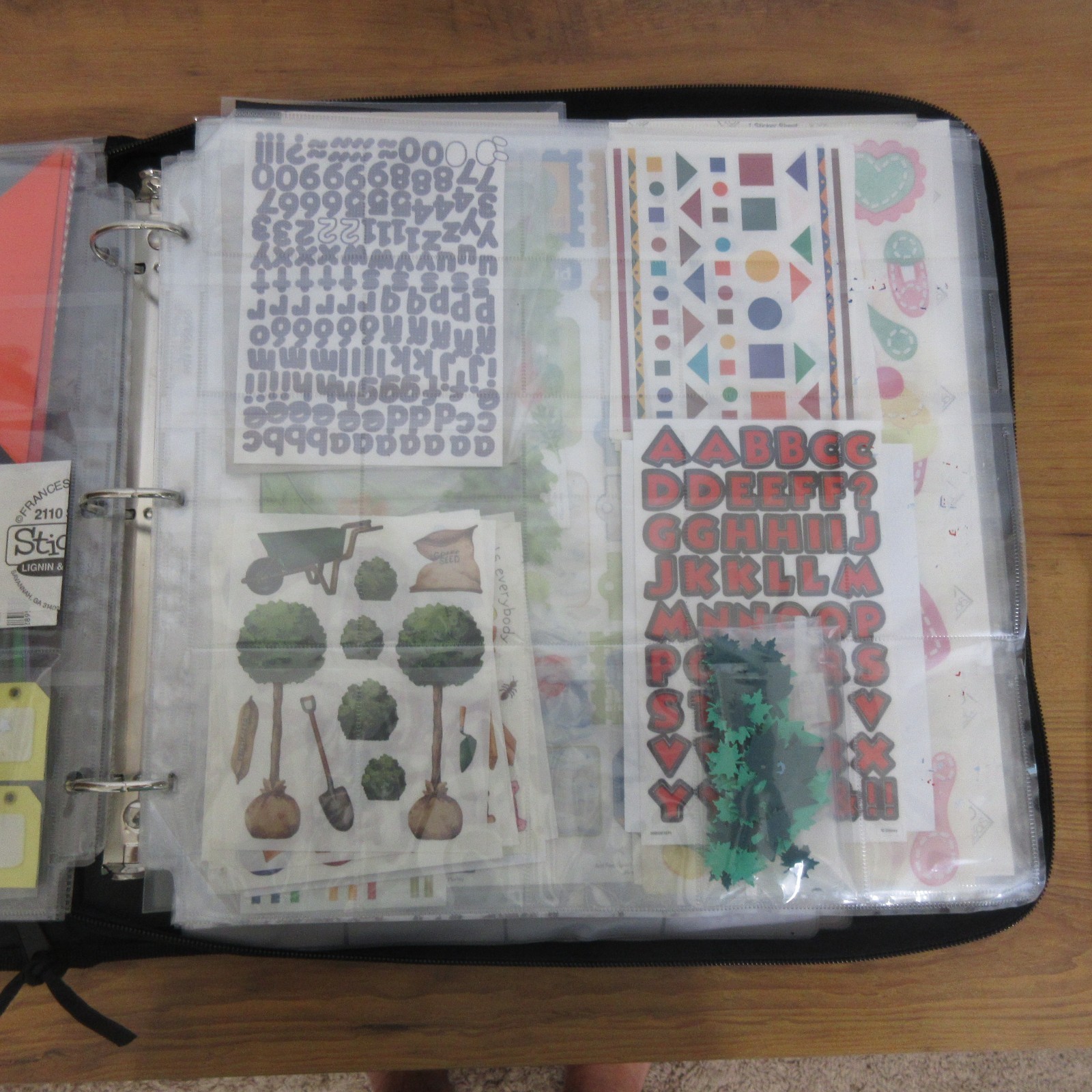 Crop In Style PSB Storage 3 Ring Zip Binder Black Purple Plus 23 Sleeves LOADED