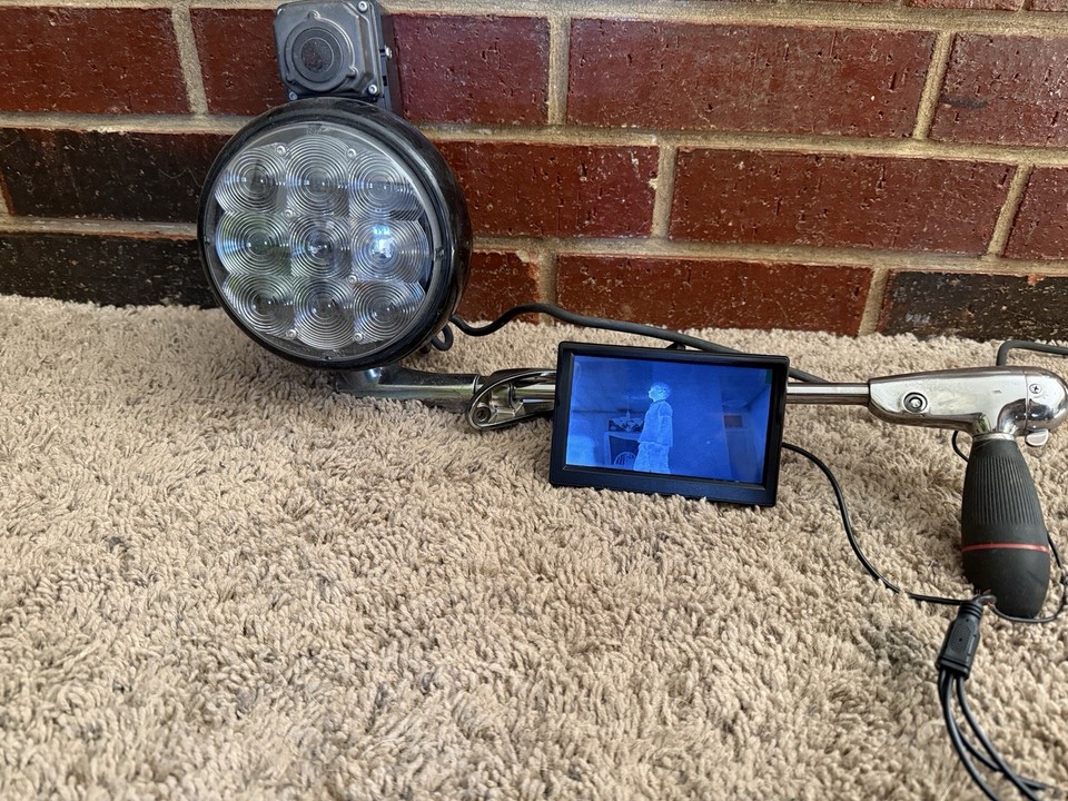Unity Spotlight with Whelen LED and Noptic FLIR and Monitor (Complete ...