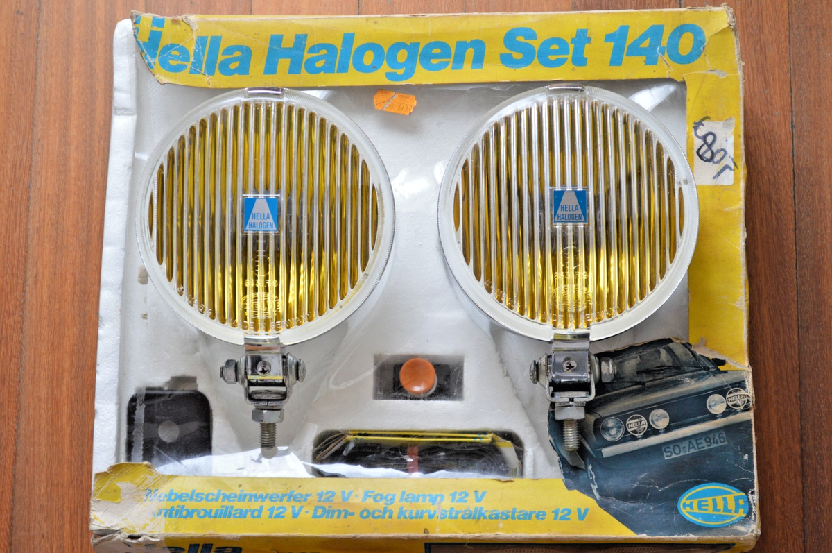 NOS Vintage HELLA 140 Yellow Fog Lights 140mm Full Set Porsche BMW