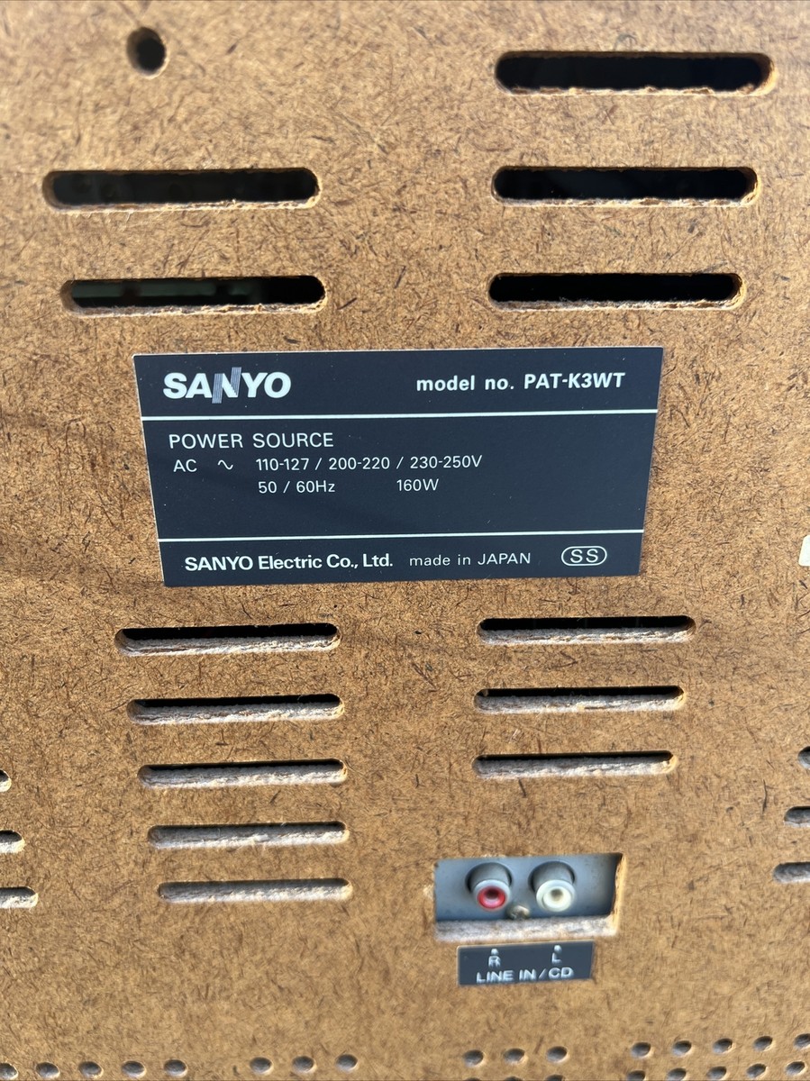 Vintage Sanyo Boombox PAT-K3wt Double Cassette Vocal Changer