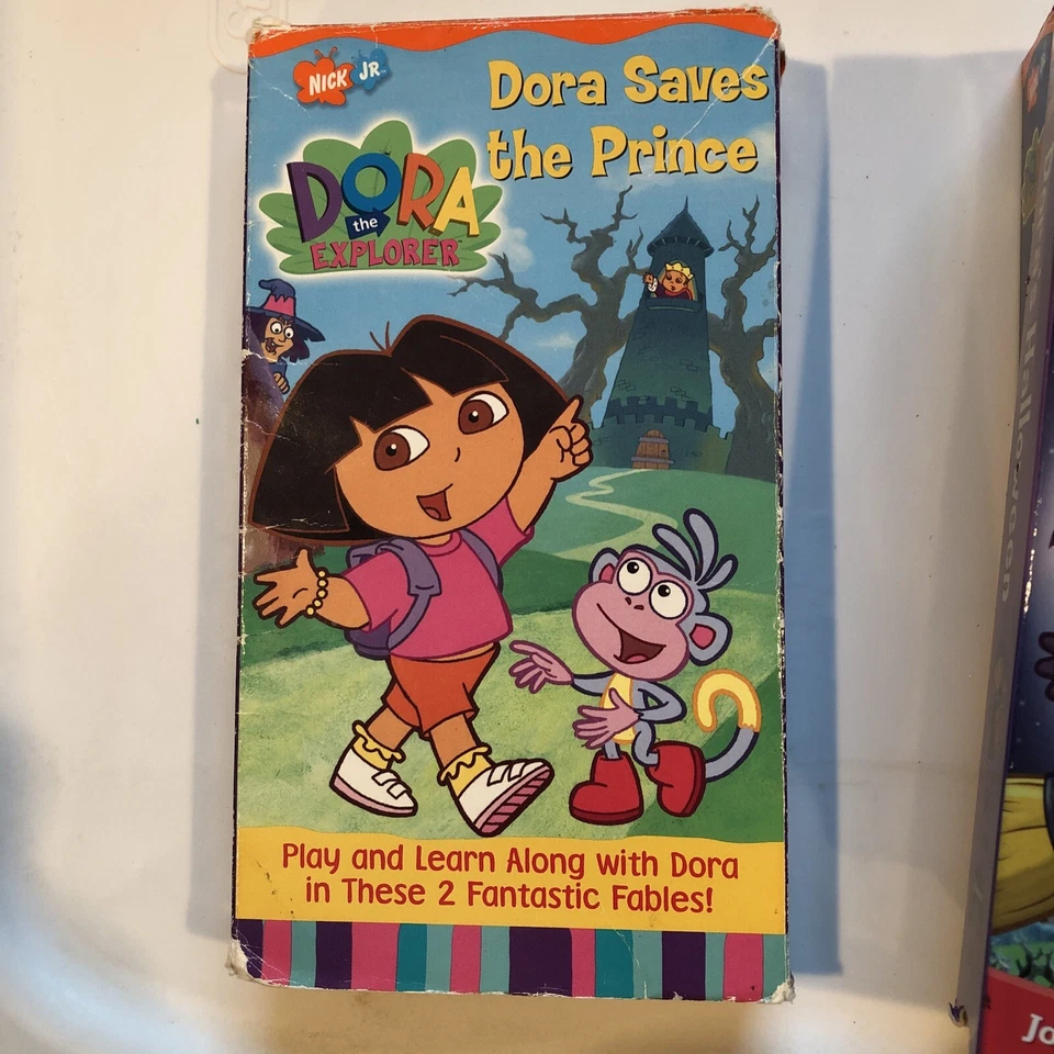 Dora The Explorer VHS Lot Of 3. Halloween.  Save the Prince.  Rhymes and Riddles - Изображение 4 из 4