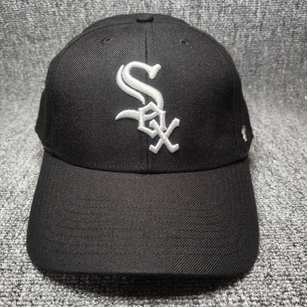 '47 Brand Chicago White Sox Black Cap MLB Hook and Loop Back Chicago S