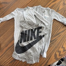 nike boys 2 sleepers/1 short outfit size 3 month