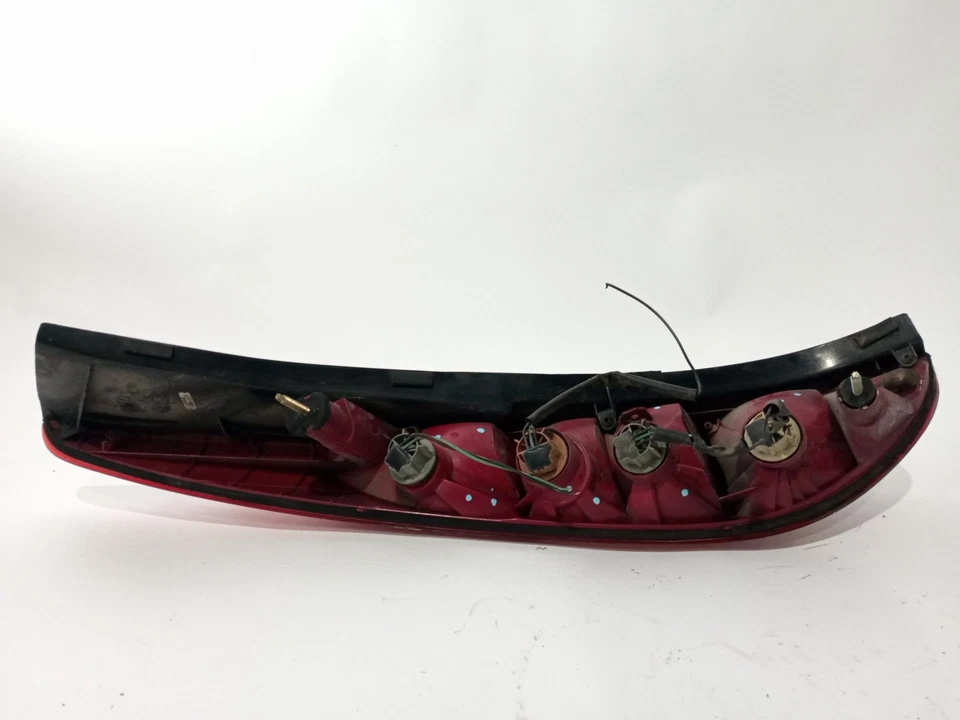 17113404C PILOTO TRASERO DERECHO / 148228 PARA FORD MONDEO III TURNIER BWY 2.0 - Immagine 2 di 4