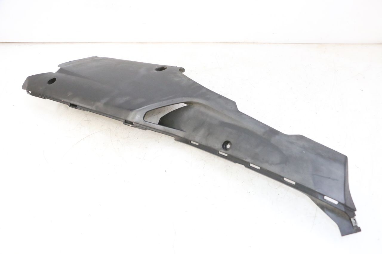 RIGHT BELLY PANEL - QUADRO 4 4D 350 (2015 - 2018)