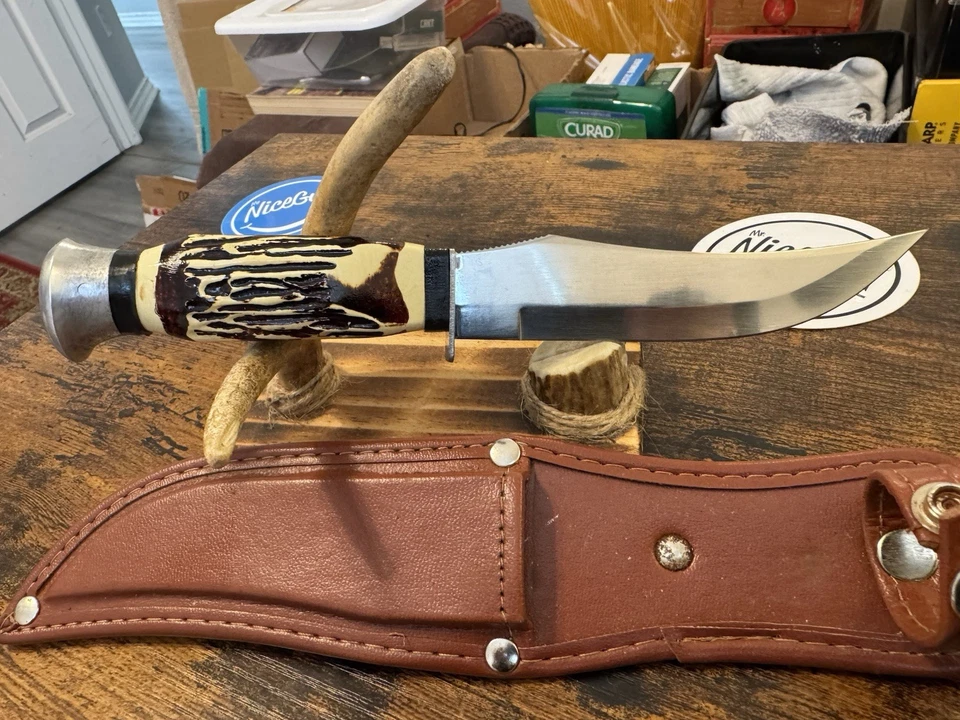 Cuchillo de Caza Deportivo Tramontina SS con Funda Hecho en Brasil Hoja de 5" 9" Afilado Foto 4 de 4