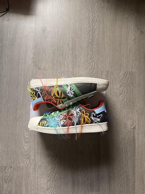SST AEC SUPEREARTH SW ADIDAS