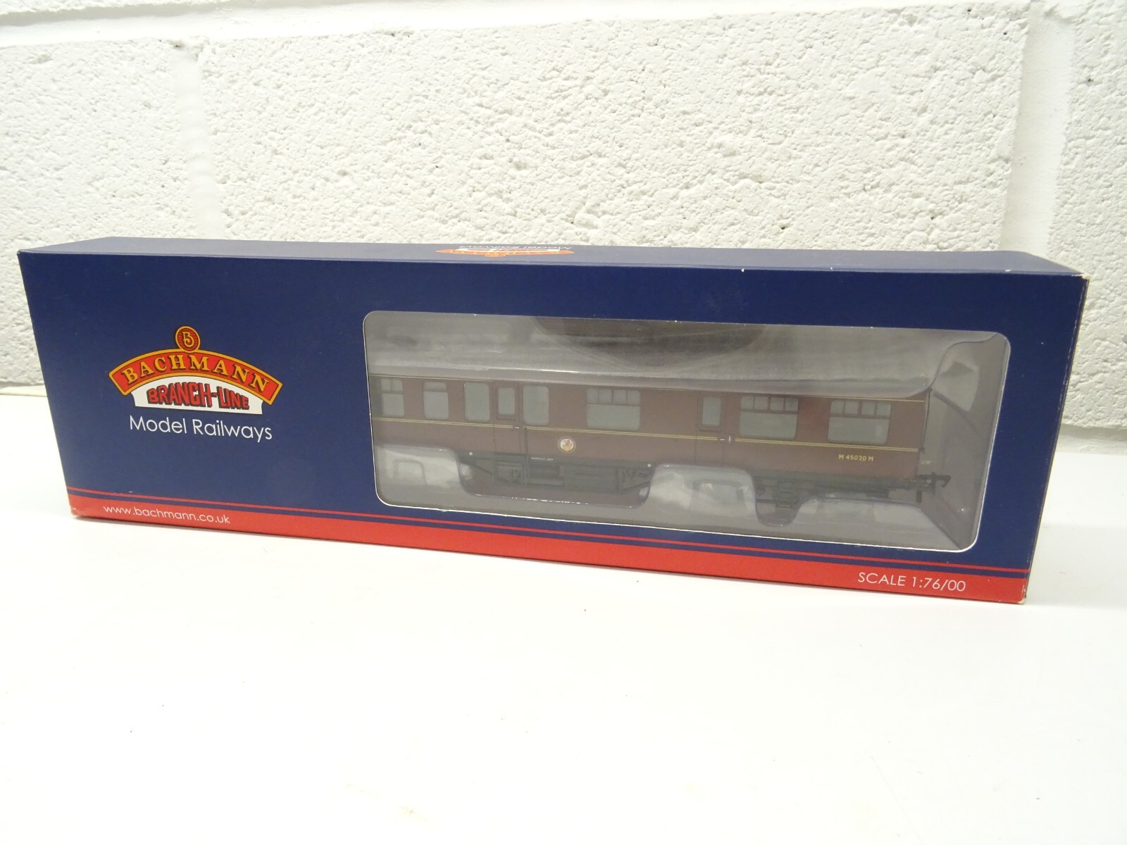 OO GAUGE BACHMANN LMS INSPECTION SALOON BR MAROON M45020 (SUPER DETAIL