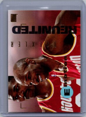 1994-95 SkyBox E-Motion #36 Clyde Drexler