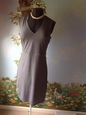 Ann Taylor  Women Sleeveless Black and White Lined V-neck Dress Size Medium 