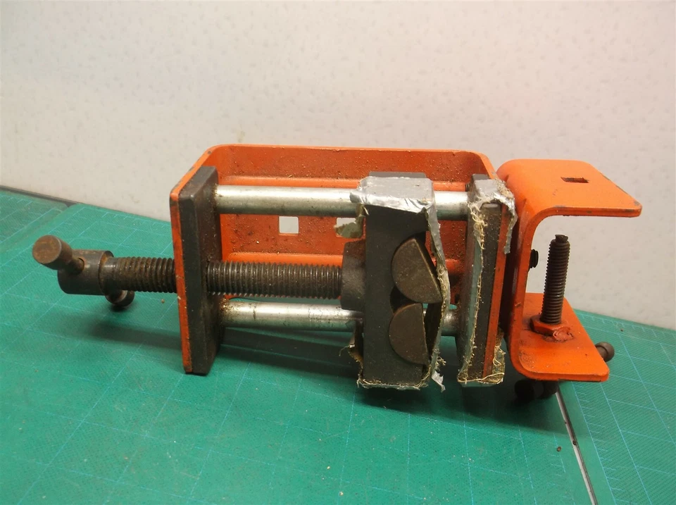 Vise Grip Servo Action vise - Image 2 of 4