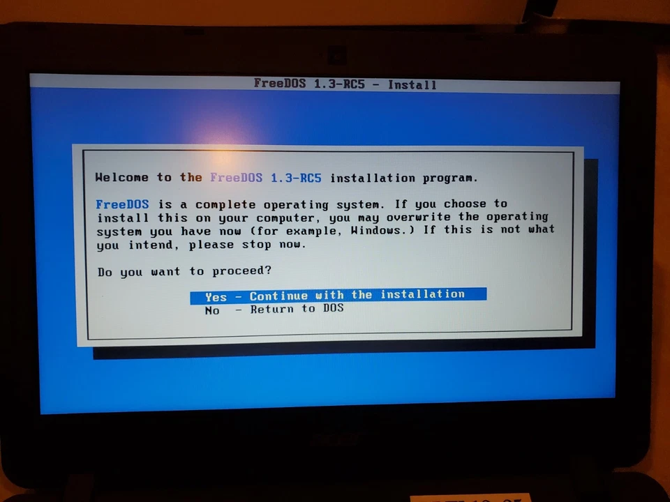 FreeDOS 1.3 RC5 Arrancable o Instalable MS DOS Compatible OS 32G Memoria USB Foto 2 de 4