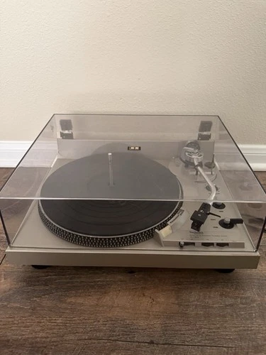 Technics SL-1950 Automatic Turntable For Parts or Repair