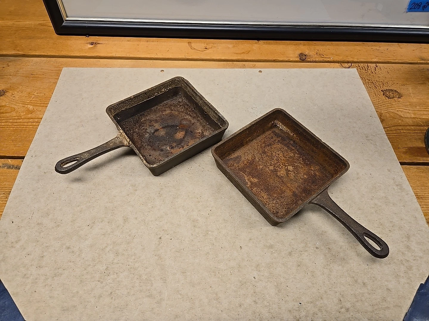 Pair Of Vintage Cast Iron Small Square Skillets No 3 Skillet Used Rare Size Egg