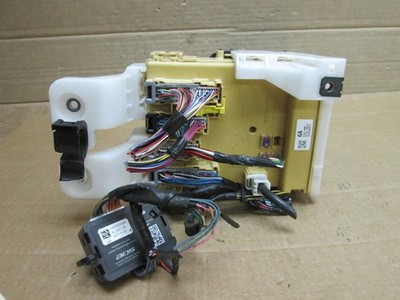 15 16 17 Lexus NX200t Interior Cabin Fuse Box Body Control Module 89221-78010