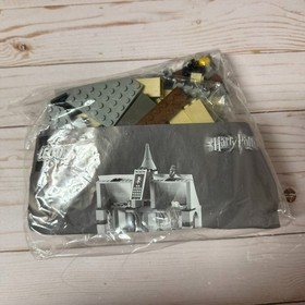 Lego Harry Potter Hogwarts Castle Set 4709 in Original Box Near Complete Figures