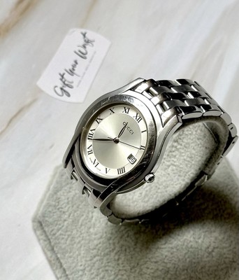 Gucci 5500M Silver Stainless Steel Classic Swiss-Made 35mm Unisex