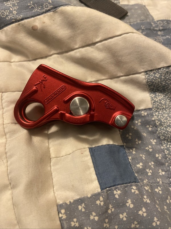 Mad Rock Lifeguard Assisted Belay Device Red