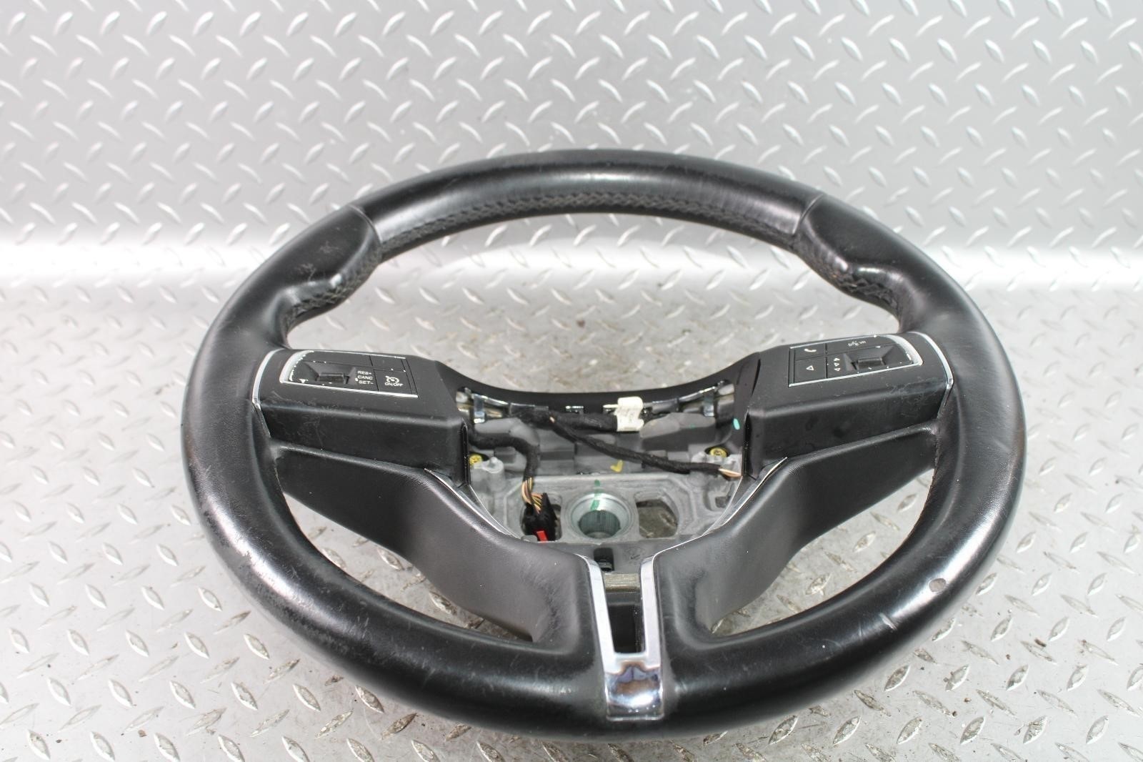 14-17 Ghibli *WORN* Black Leather Driver Column Steering Wheel W/ Controls WTY