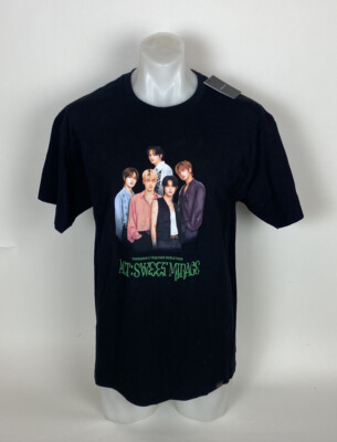 New Tomorrow X Together World Tour Act Sweet Mirage T Shirt Size L