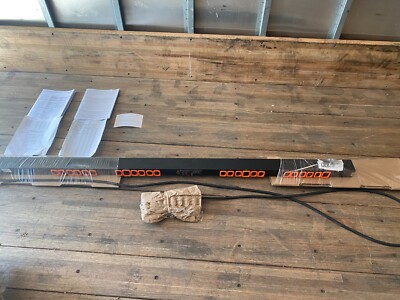 Vertiv Geist GU30007L Upgradeable Switched Outlet Level Monitored rPDU