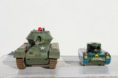 Vintage Set of Two Tin Toys: Large Tank Army M-3512 and Jaguar X-77 Tank, Japan - Picture 4 of 12