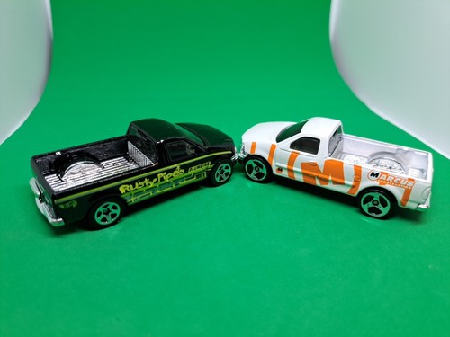 Hot Wheels 1997 White Ford F-150 Pickup & Black Ford F-150 Pickup - Picture 2 of 6