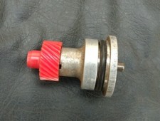 Mg Midget Triumph Spitfire 1500 Transmission Speedometer Gear Red 22 Teeth Oem Mg Midget Triumph Spitfire 1500 Transmission Speedometer Gear Red 22 Teeth Oem