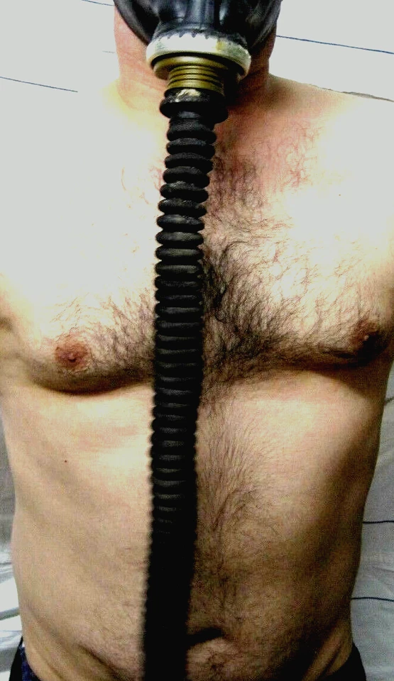 Gummischlauch  Gasmasken Fetisch Black Style  Gay Dark  Poppers  Faltenschlauch - Bild 2 von 3