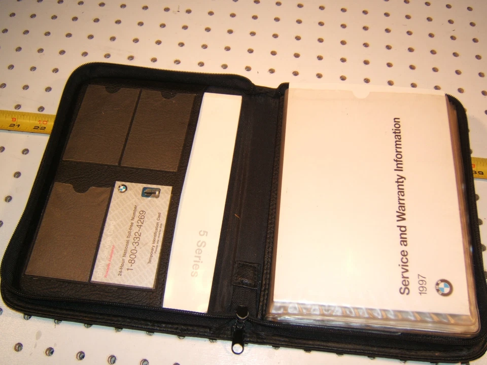 BMW 1997 E39 528/540i propietario 1 juego de 11 manuales/papeles y estuche BMW NEGRO 1  Foto 4 de 4