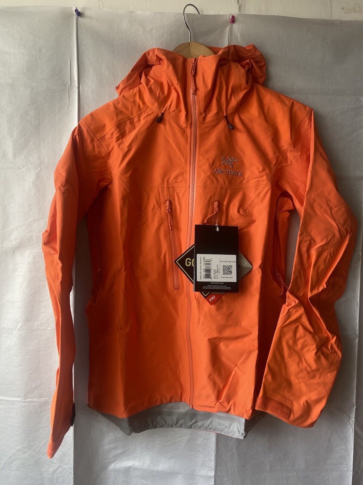 Giacca Arc'teryx Alpha AR GoreTex Pro Donna Taglia S Arancione (Awestruck)