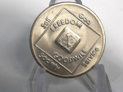 Narcotics Anonymous  NA Recovery Medallion Chip  1 Year  WSO 1991