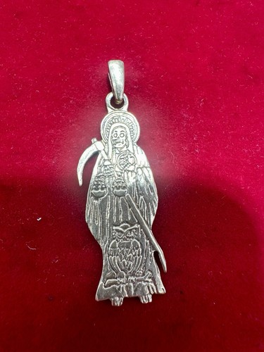 18kt Gold Solid Santa Muerte Pendant