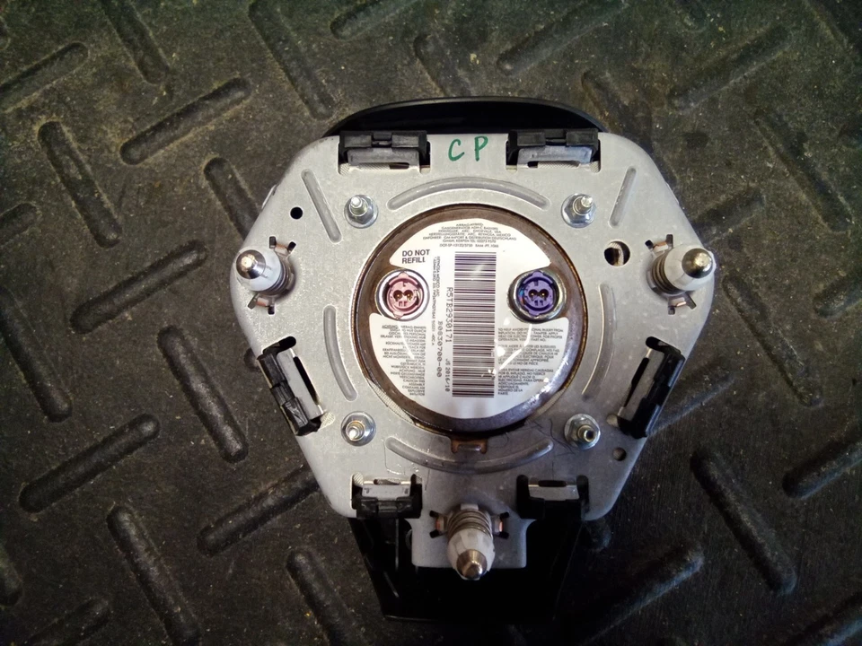 2017-2019 Buick LaCrosse LH Driver Steering Wheel Airbag Air Bag OEM - Image 3 of 4