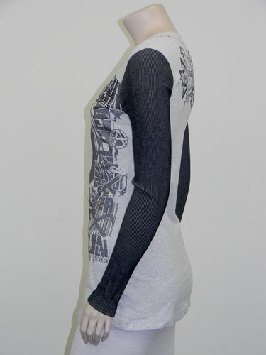 Deep V-Neck Metallic Printed Top T-shirts LEF1008 - Picture 3 of 11