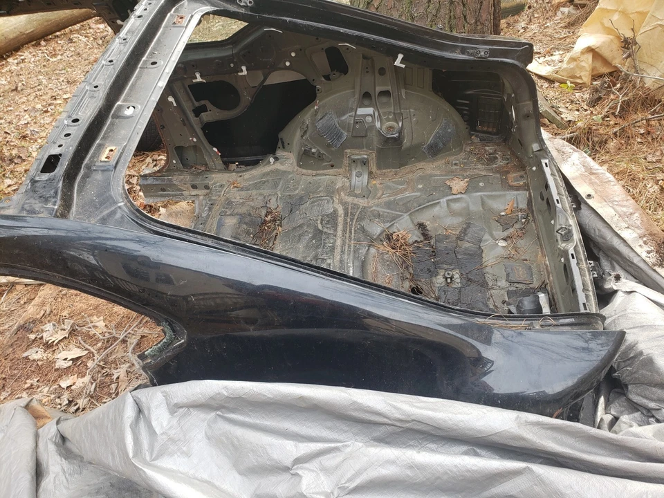 Scion Tc 2012 fragmento de la parte trasera del coche Foto 3 de 3