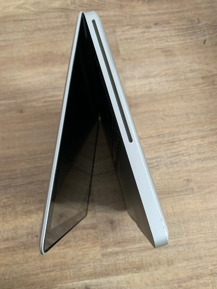 Apple MacBook Unibody Late 2008 13 Zoll Intel C2D 2.0 GHz 4GB RAM ohne HDD - Bild 4 von 4