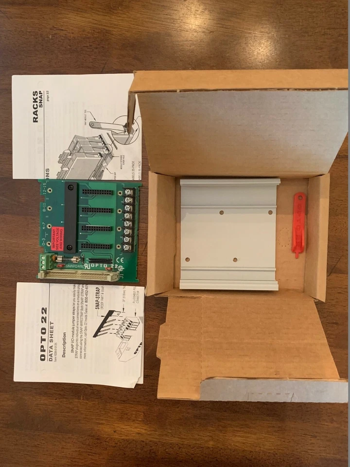 SNAP D4MC Series 4-module Rack With Extra Terminal Block For Field Wiring - Image 4 of 4