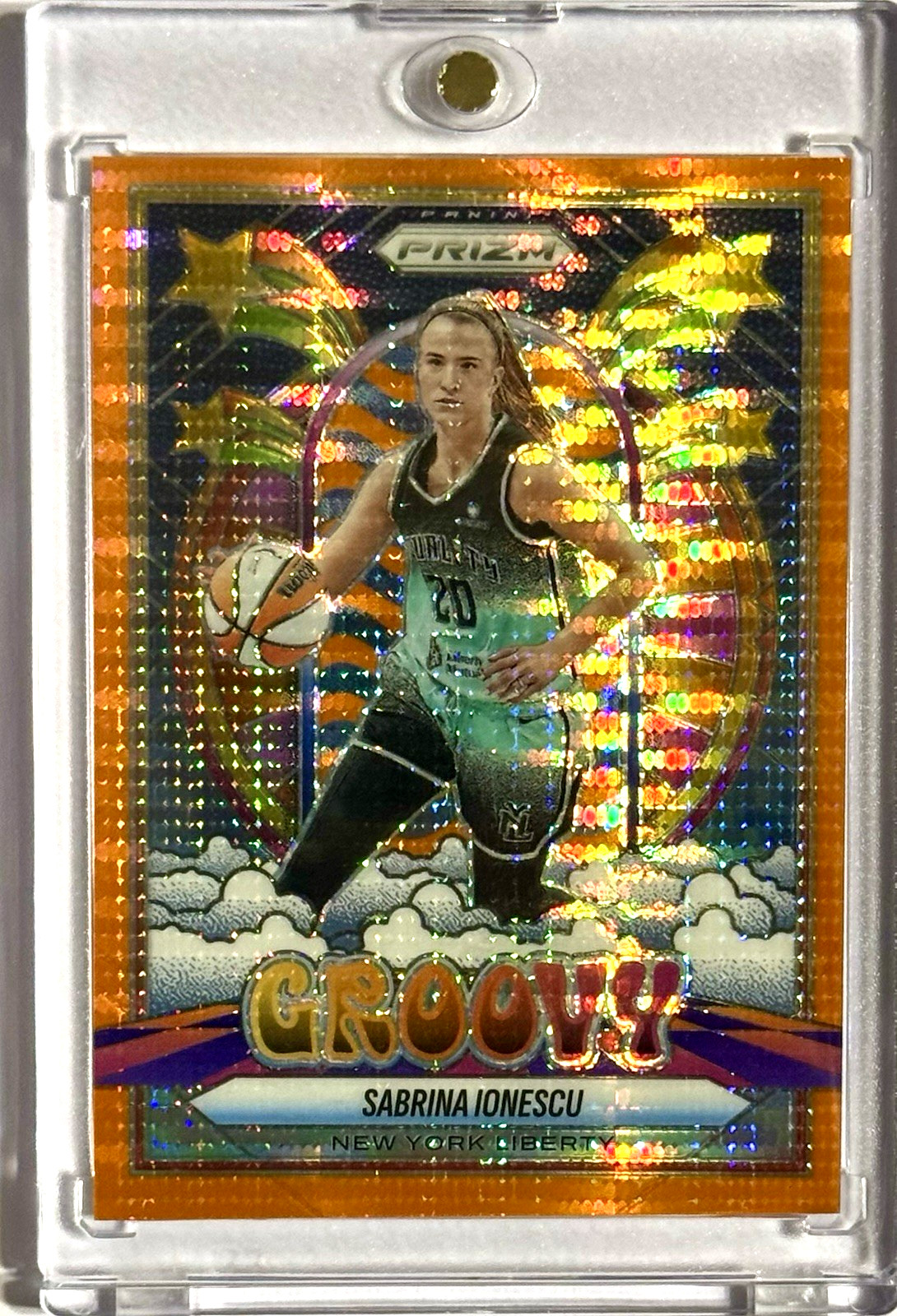 2025 Prizm WNBA Sabrina Ionescu #9 GROOVY Orange Pulsar /75 SP New York Liberty view 4