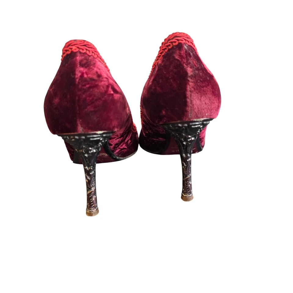 LE SILLA 天鹅绒细高跟鞋勃艮第尖头装饰高跟鞋 38 码 — 第 3/4 张图片